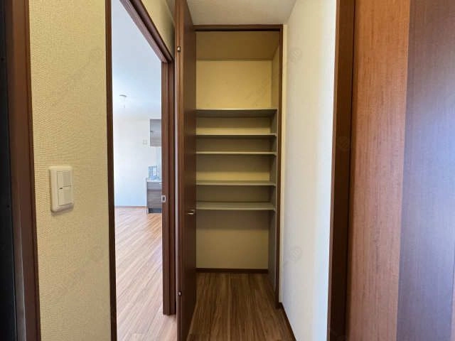 収納（玄関前）