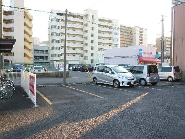 ハートウッド勝川 2階 敷地外B-7