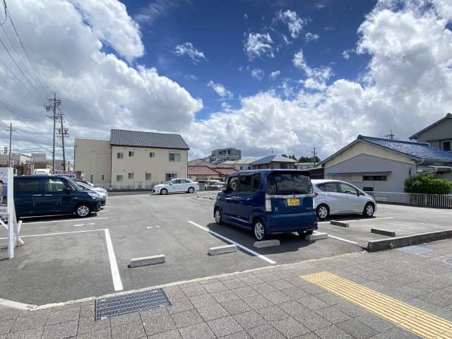 敷地外駐車場