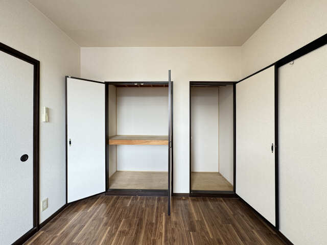 収納（東洋室）