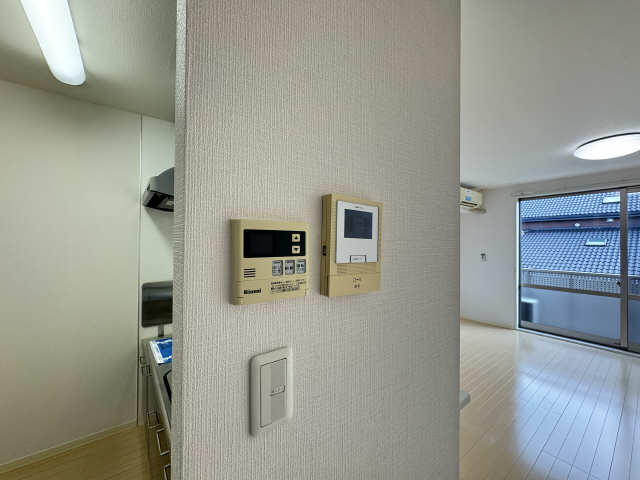 モニター付きインターホン