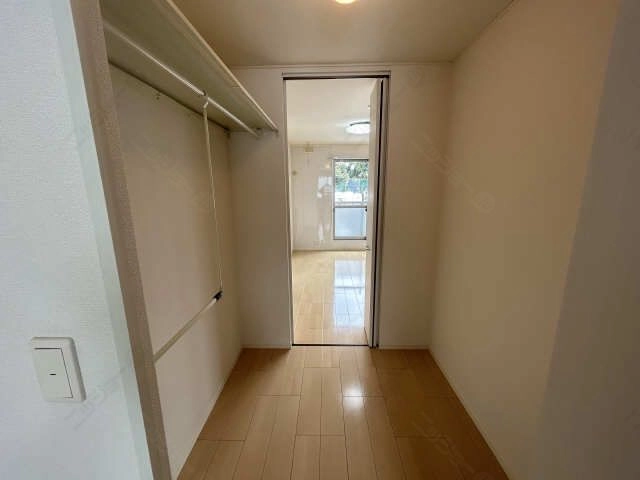 ウォークインスルークローゼット