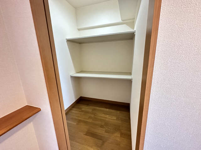 納戸