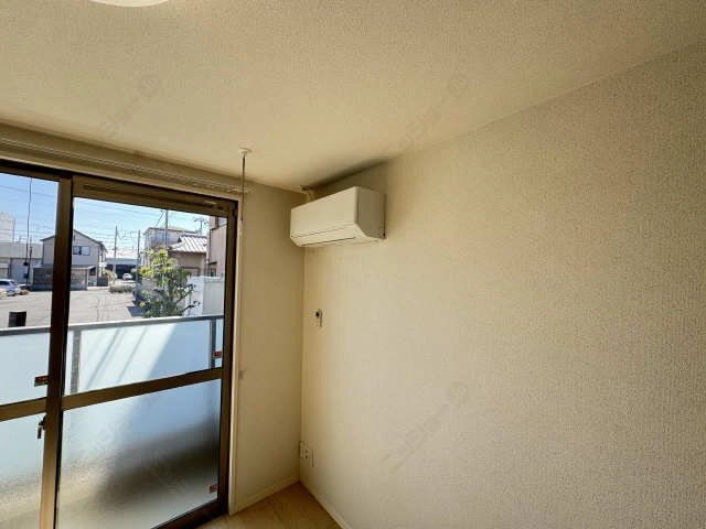 エアコン（リビング）