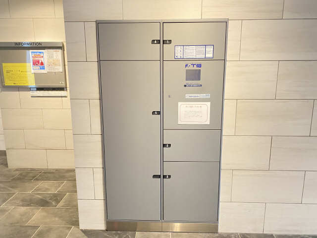 宅配ボックス