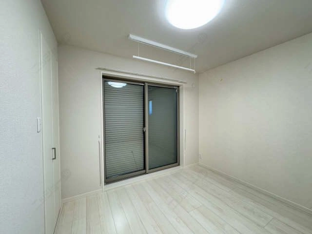 シャッター雨戸（洋室）