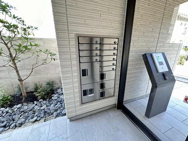 集合ポスト・宅配ボックス