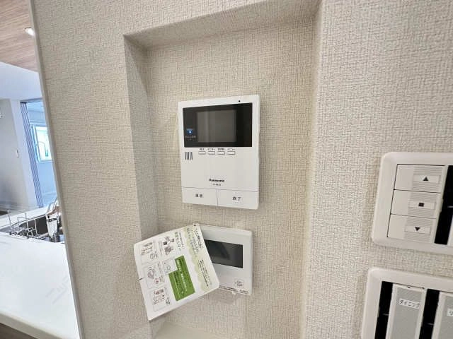 モニター付きインターホン
