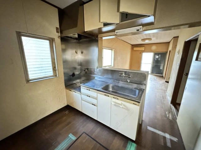 キッチン（修繕前）