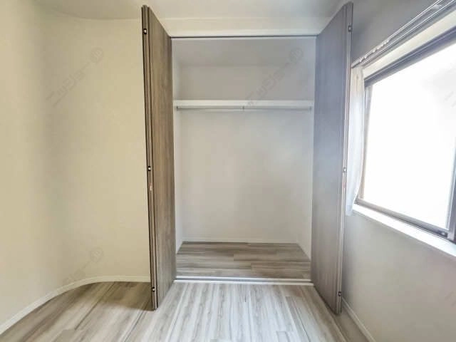 西洋室収納