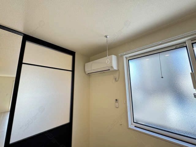 中洋室エアコン