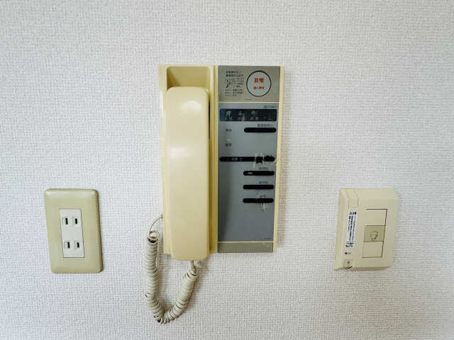 インターホン