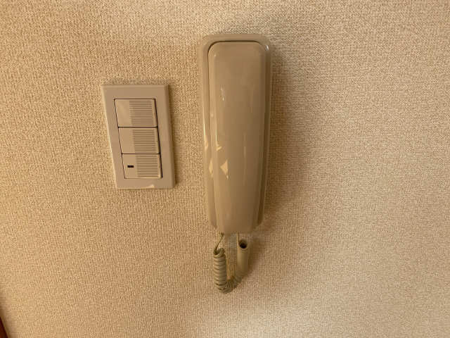 インターホン