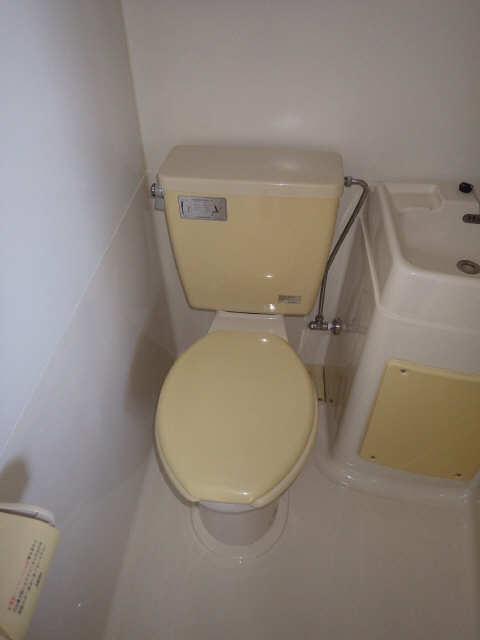 コーポ美水 2階 WC