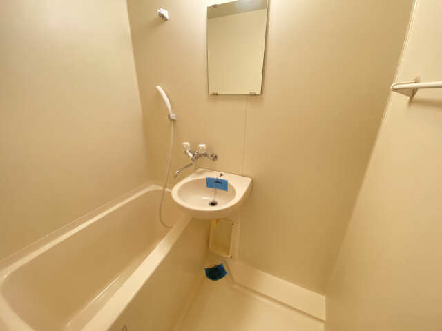 メゾンアミィ 2階 浴室