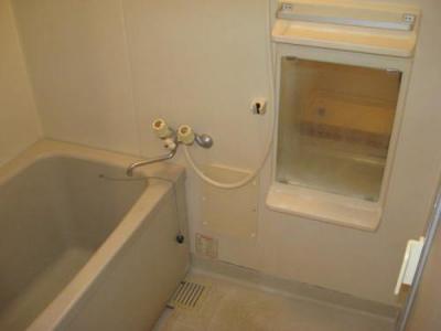 クリスタルハイツ平賀　Ａ棟 2階 浴室