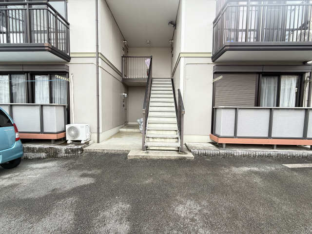 中階段