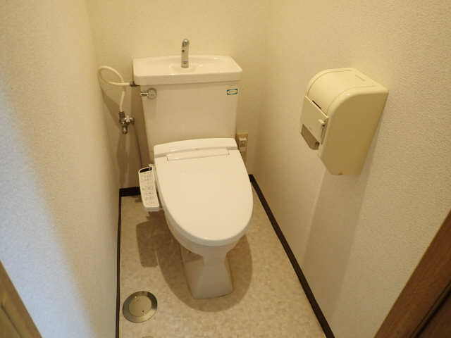 レジデンスケイ 1階 WC