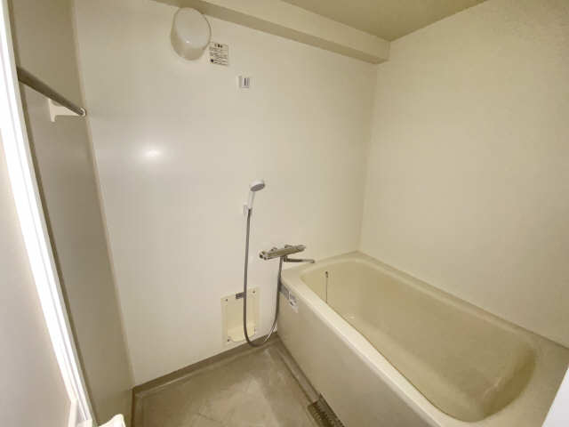 センチュリーハイランド 11階 浴室