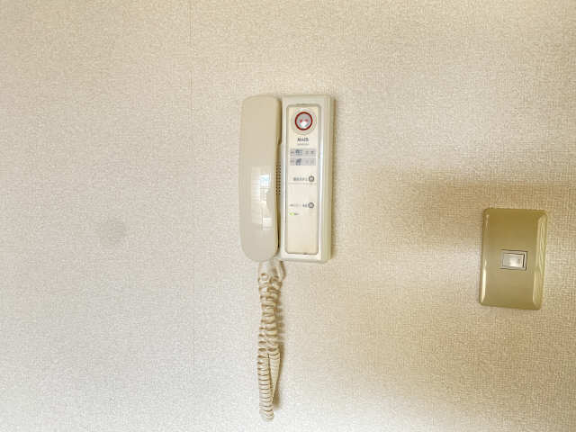 インターホン