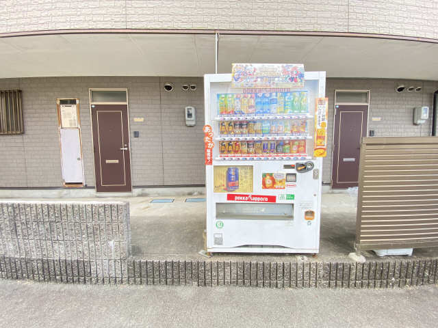 アウスレーゼ 2階 自動販売機