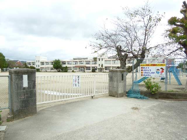 中川小学校