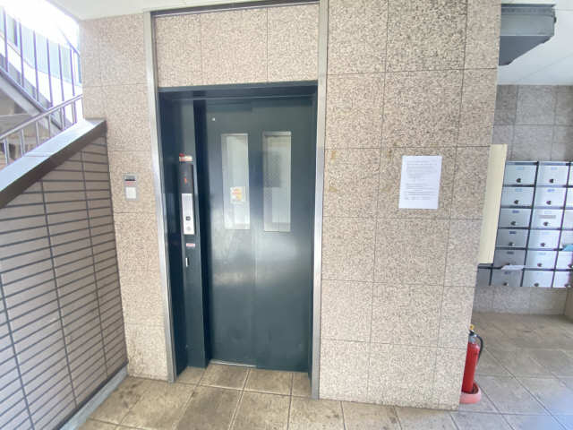 エレベーター