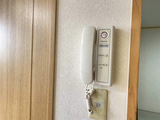 インターホン