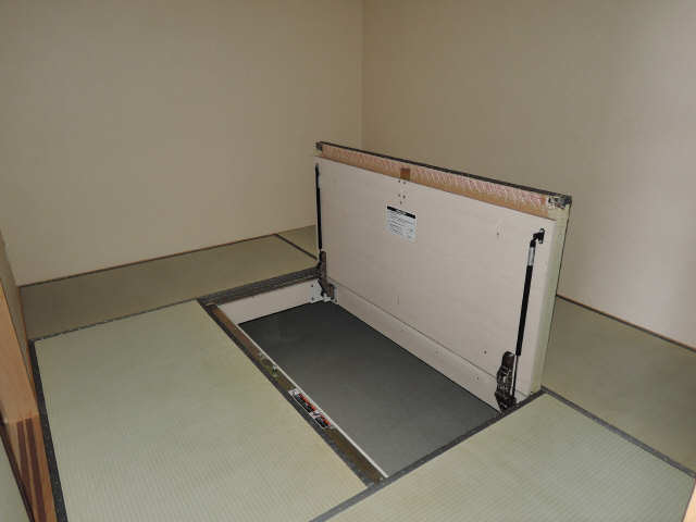 ルネス式床下収納
