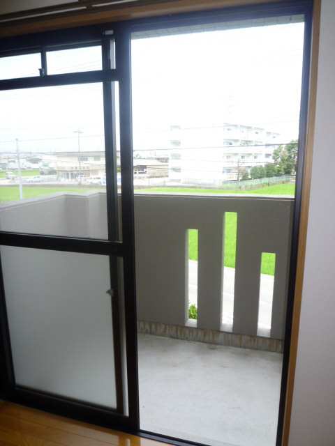 南側洋室ベランダ