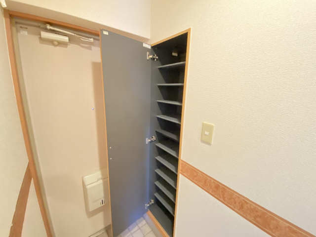 シューズBOX