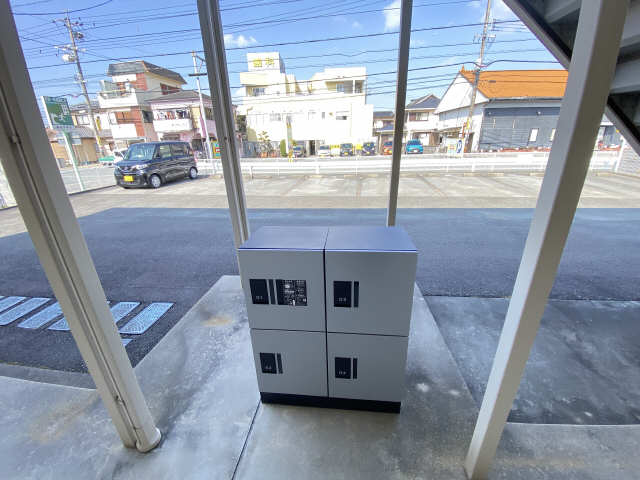 宅配ボックス
