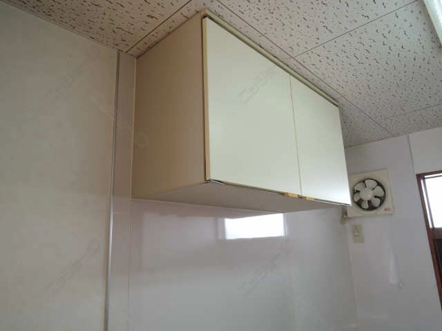 キッチン上部収納