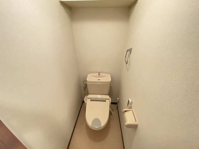 ヴェルメゾン 4階 WC