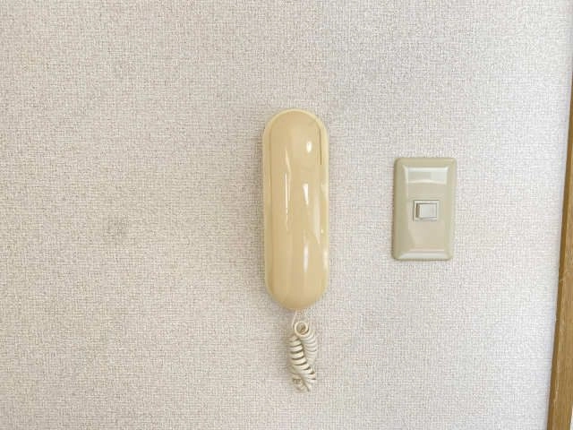 インターホン