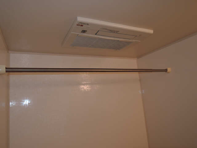 アンジュー 2階 浴室暖房乾燥機