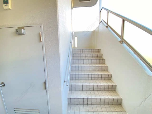 中階段