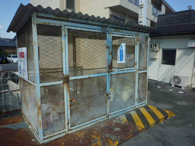 ゴミ置場