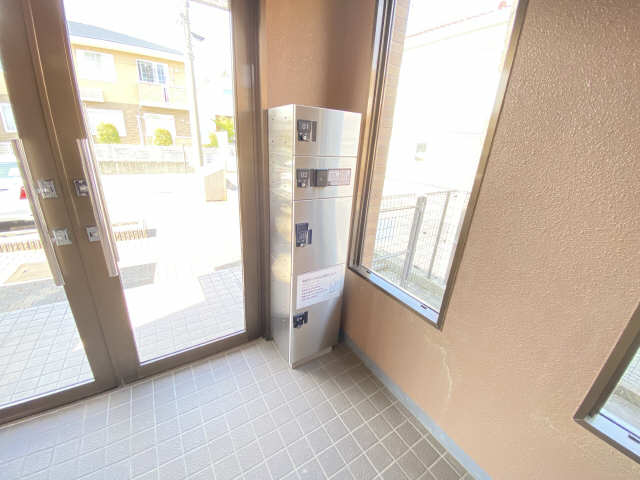 宅配ボックス