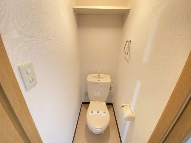 シンフォニー 1階 WC