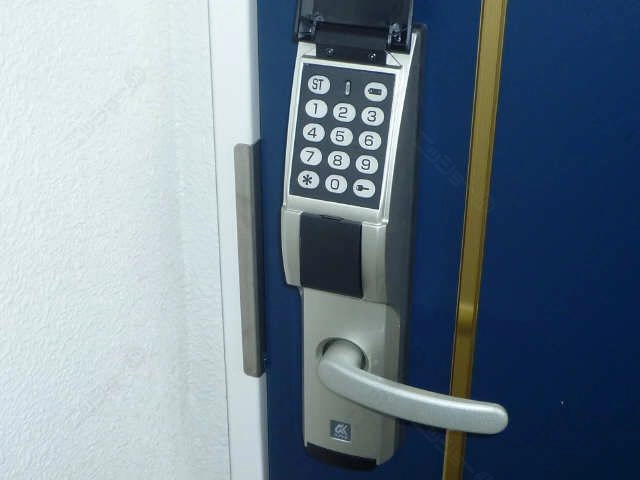 玄関電子キー