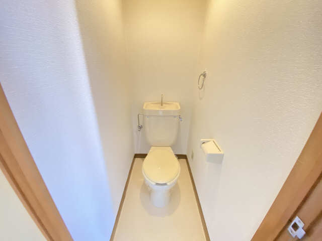 コーポ駅部田 2階 WC