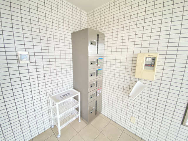 宅配ボックス