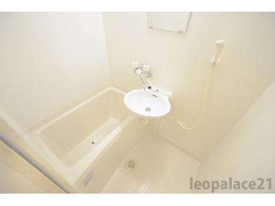 レオパレスヴィラドルチェ　Ｋ 1階 浴室