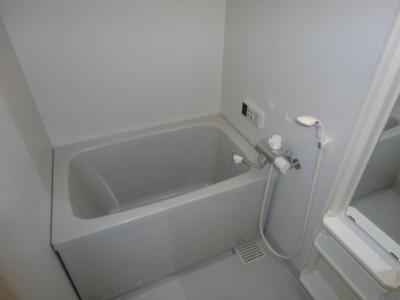 メゾンイーズ 1階 浴室