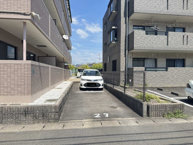 縦列２台駐車場