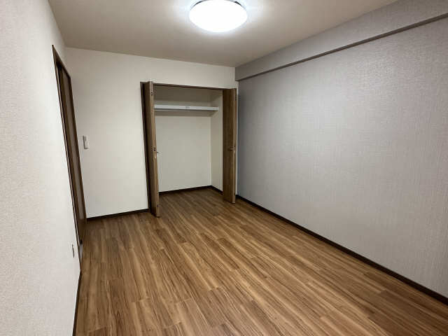 中洋室