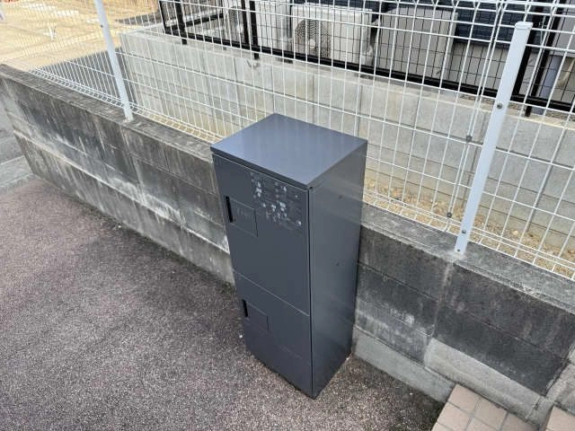 宅配ボックス