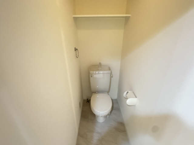 コートスカイ 3階 WC