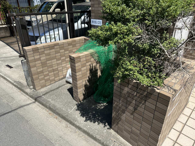 敷地内ゴミ置場